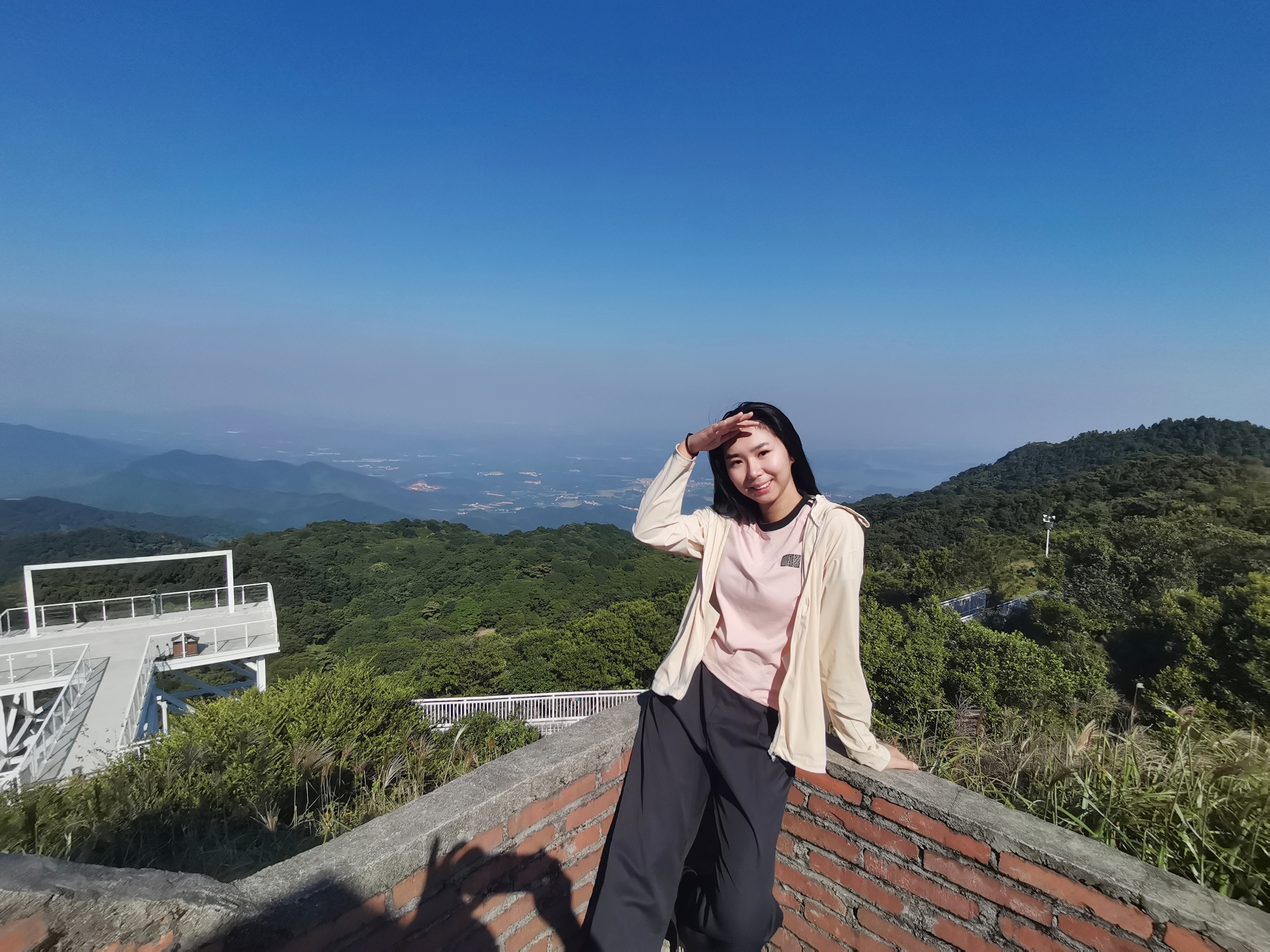 李青青.jpg
